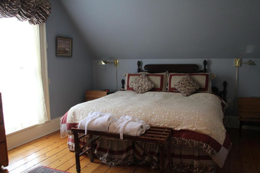 Shipwright Inn Charlottetown Phòng bức ảnh